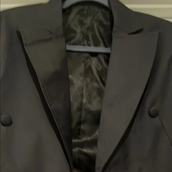 Elegant Black Double-Breasted Women's Blazer - Picture 6 of 7